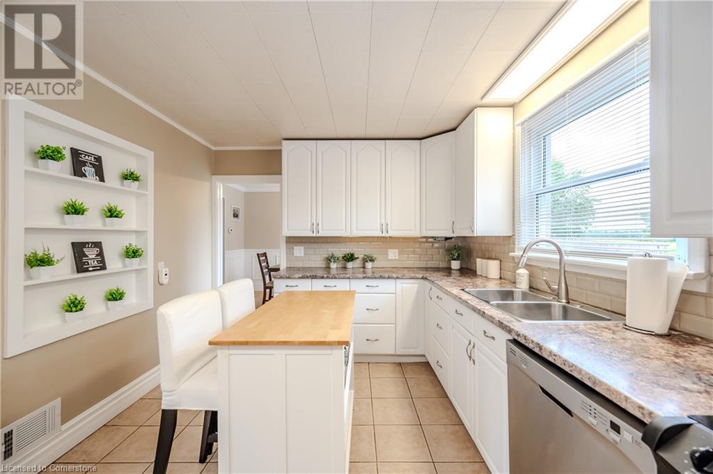 36814 Crediton Road, Dashwood, Ontario  N0M 1N0 - Photo 9 - 40709150