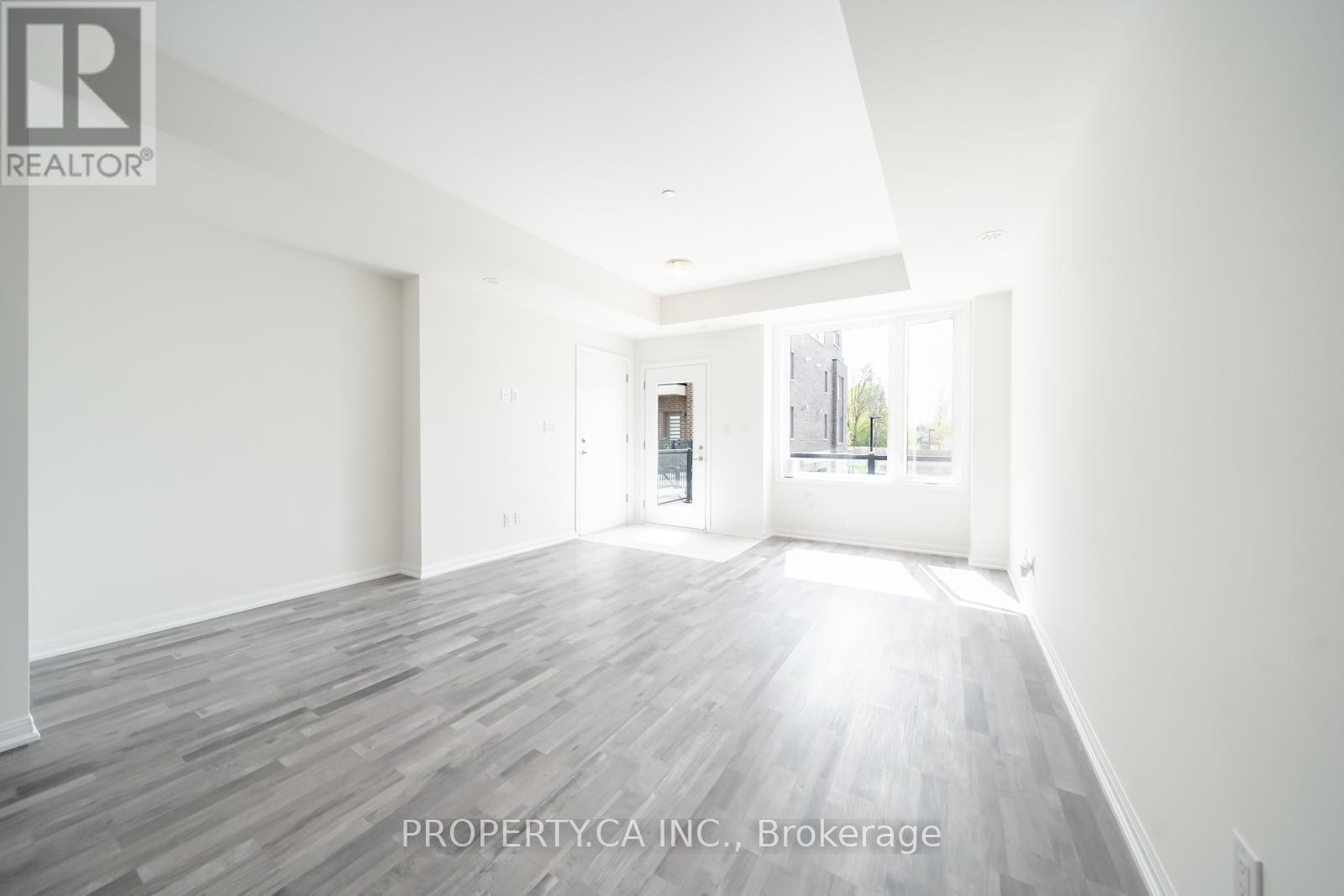 Property at 319 - 1460 WHITES ROAD image 4