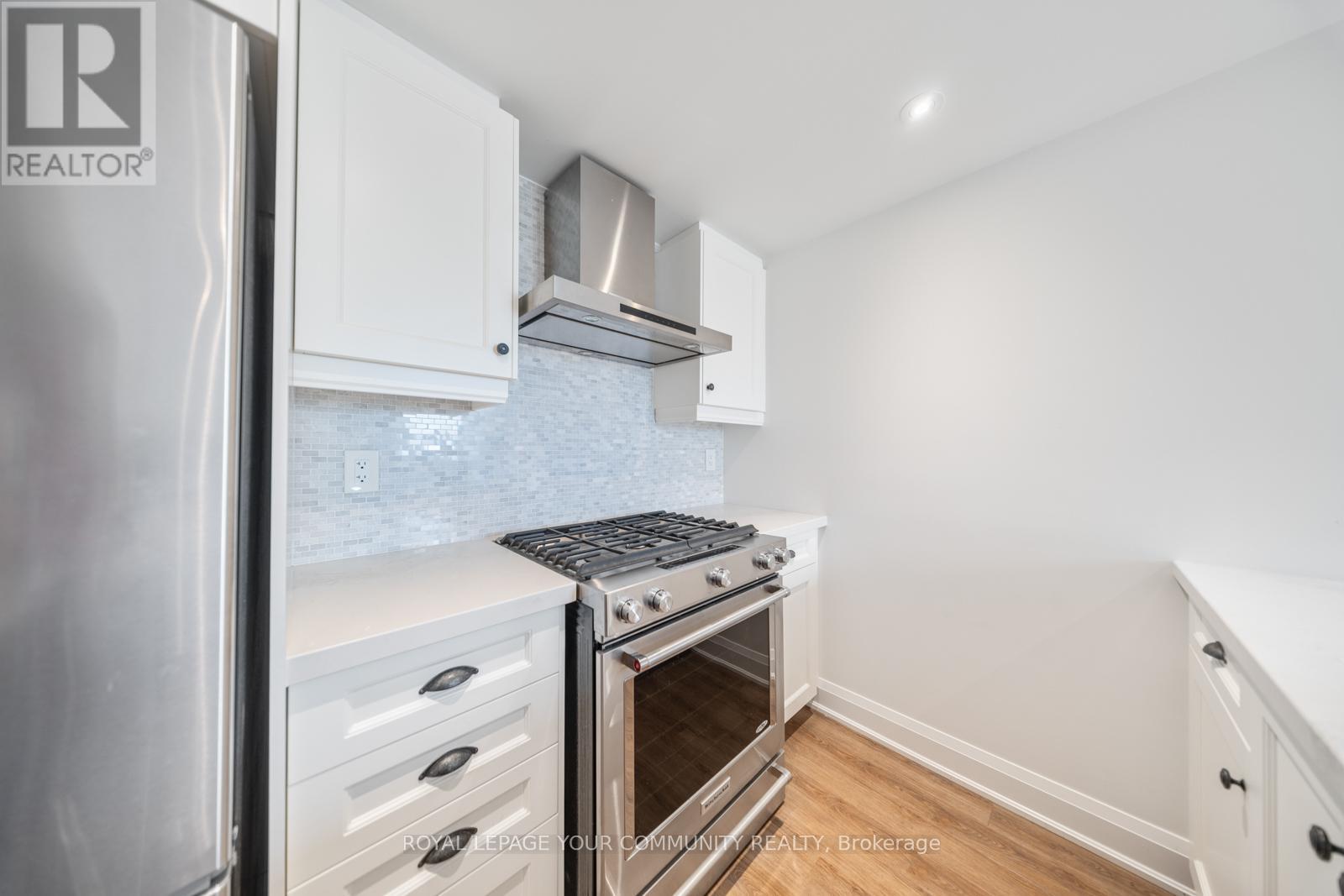 72 Ashburn Crescent, Vaughan, Ontario  L4L 1G9 - Photo 43 - N12152156