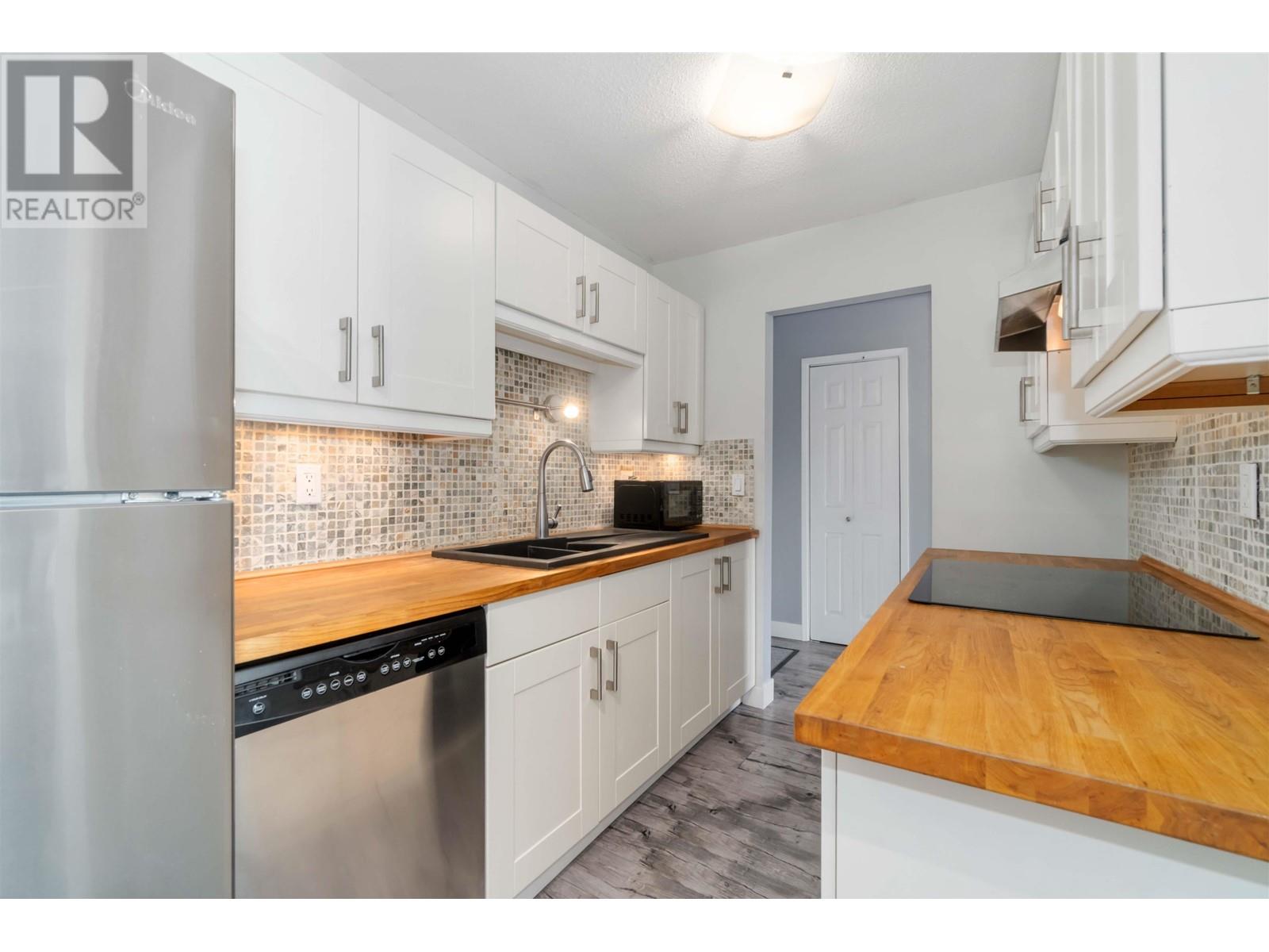 108 155 E 5th Street, North Vancouver, British Columbia  V7L 1L3 - Photo 6 - R3002507