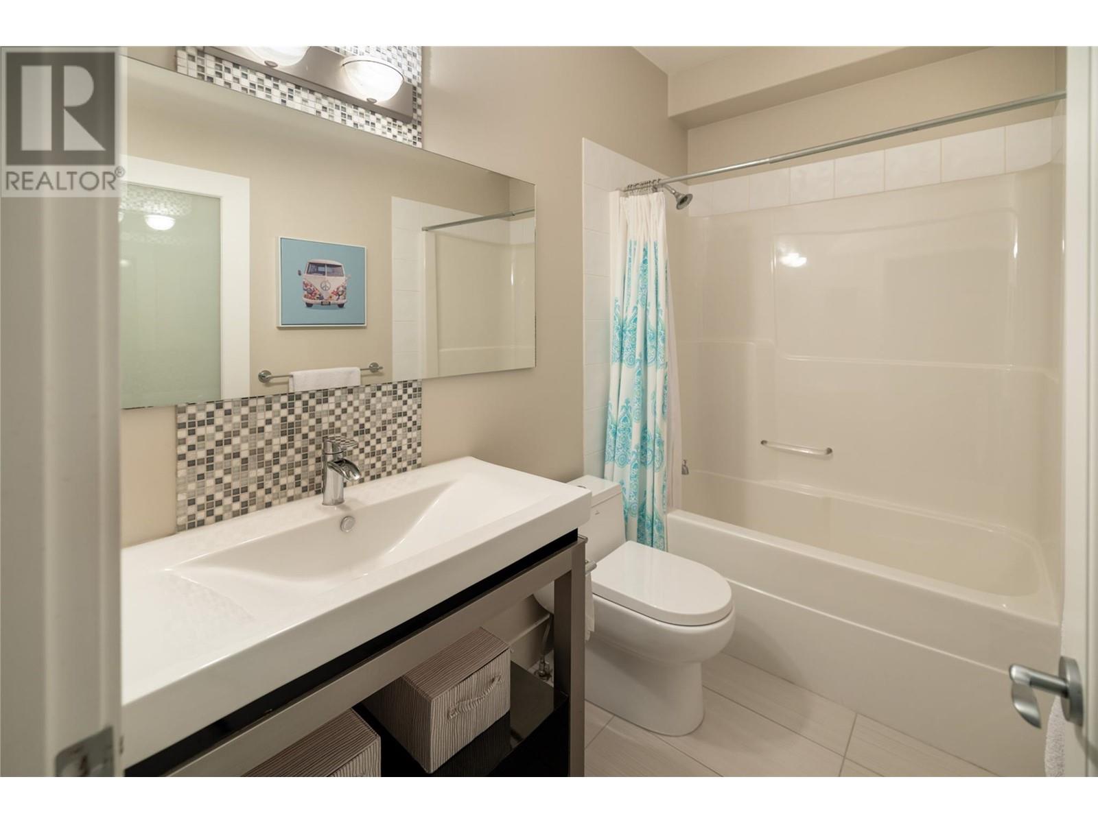 248 Magic Drive, Kelowna, British Columbia  V1V 1N2 - Photo 21 - 10339599
