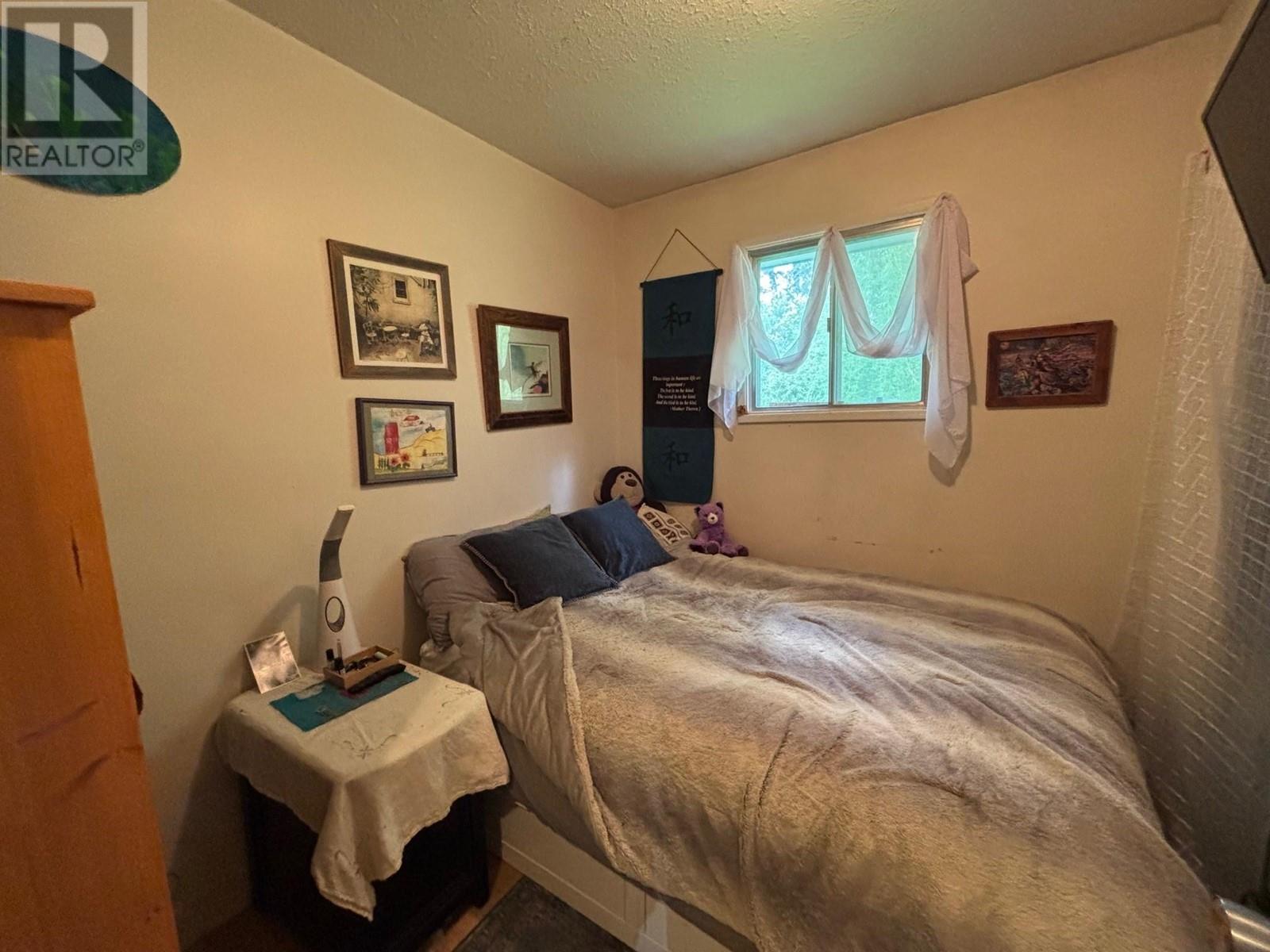 3900 Highway 3, Rock Creek, British Columbia  V0H 1Y0 - Photo 14 - 10348161