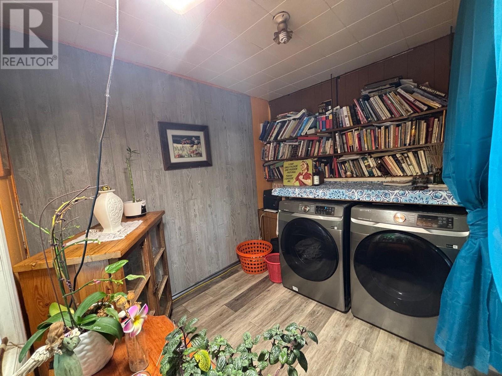 3900 Highway 3, Rock Creek, British Columbia  V0H 1Y0 - Photo 17 - 10348161