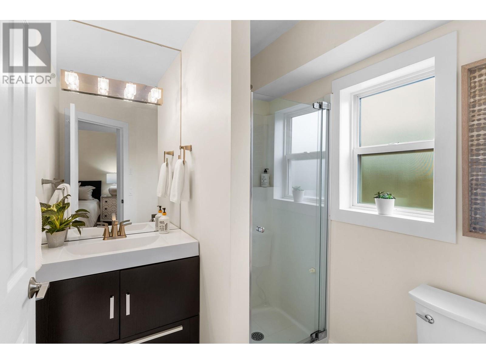 1876 Porthill Drive, Kelowna, British Columbia  V1V 1R9 - Photo 17 - 10348217