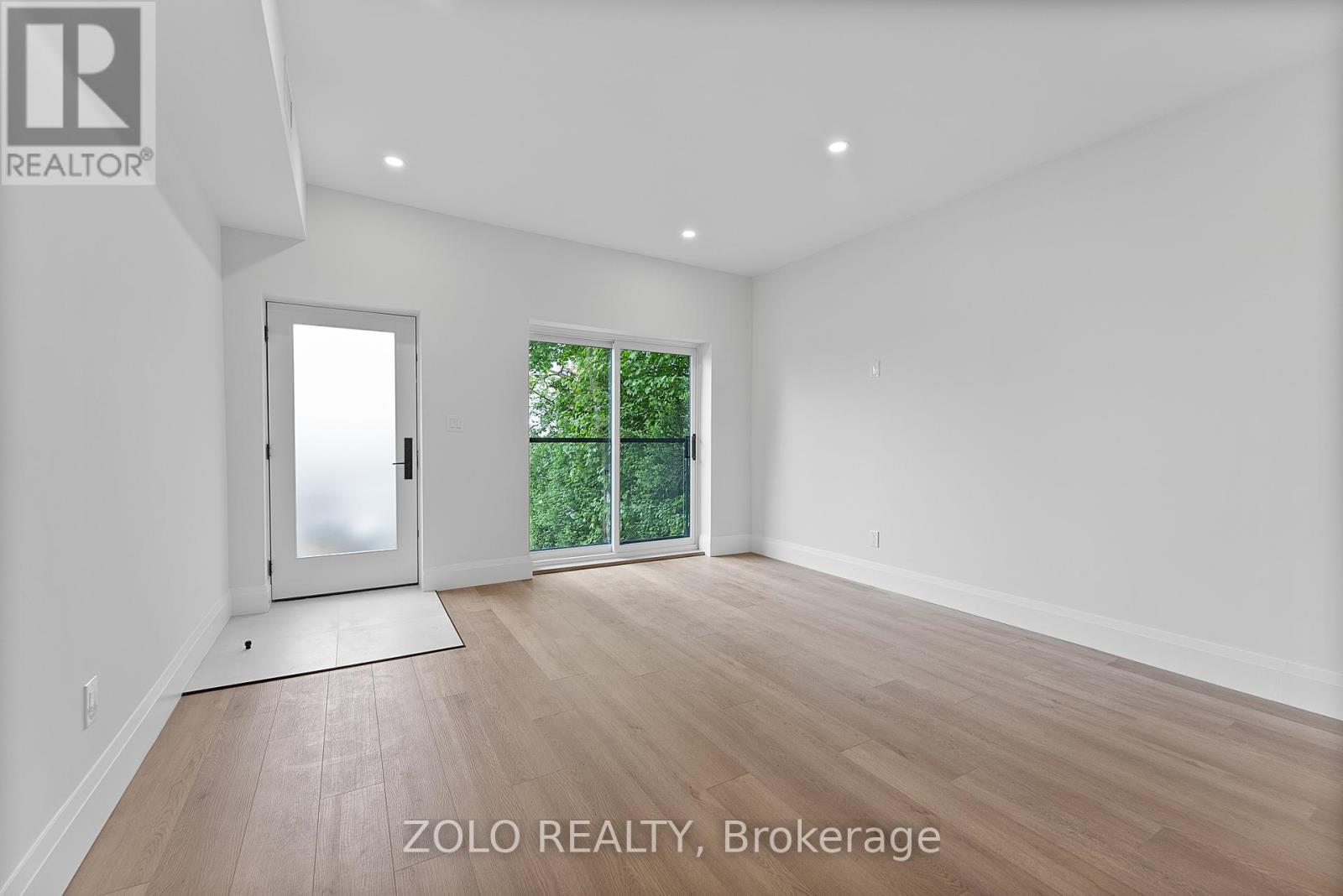 Main - 1556 Davenport Road, Toronto, Ontario  M6H 2J1 - Photo 11 - W12152113