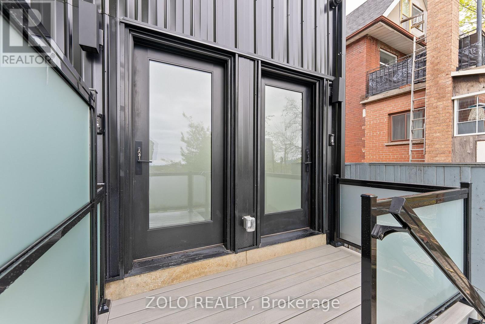 Main - 1556 Davenport Road, Toronto, Ontario  M6H 2J1 - Photo 5 - W12152113