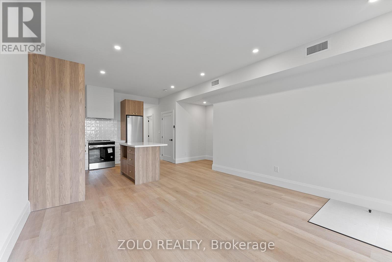Main - 1556 Davenport Road, Toronto, Ontario  M6H 2J1 - Photo 9 - W12152113