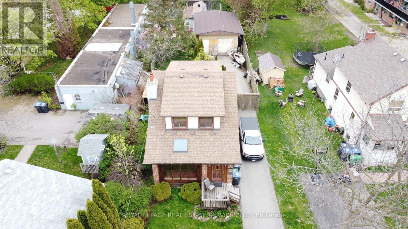 1083 Seneca Avenue, Mississauga (Port Credit), Ontario  L5G 3X4 - Photo 4 - W12152139