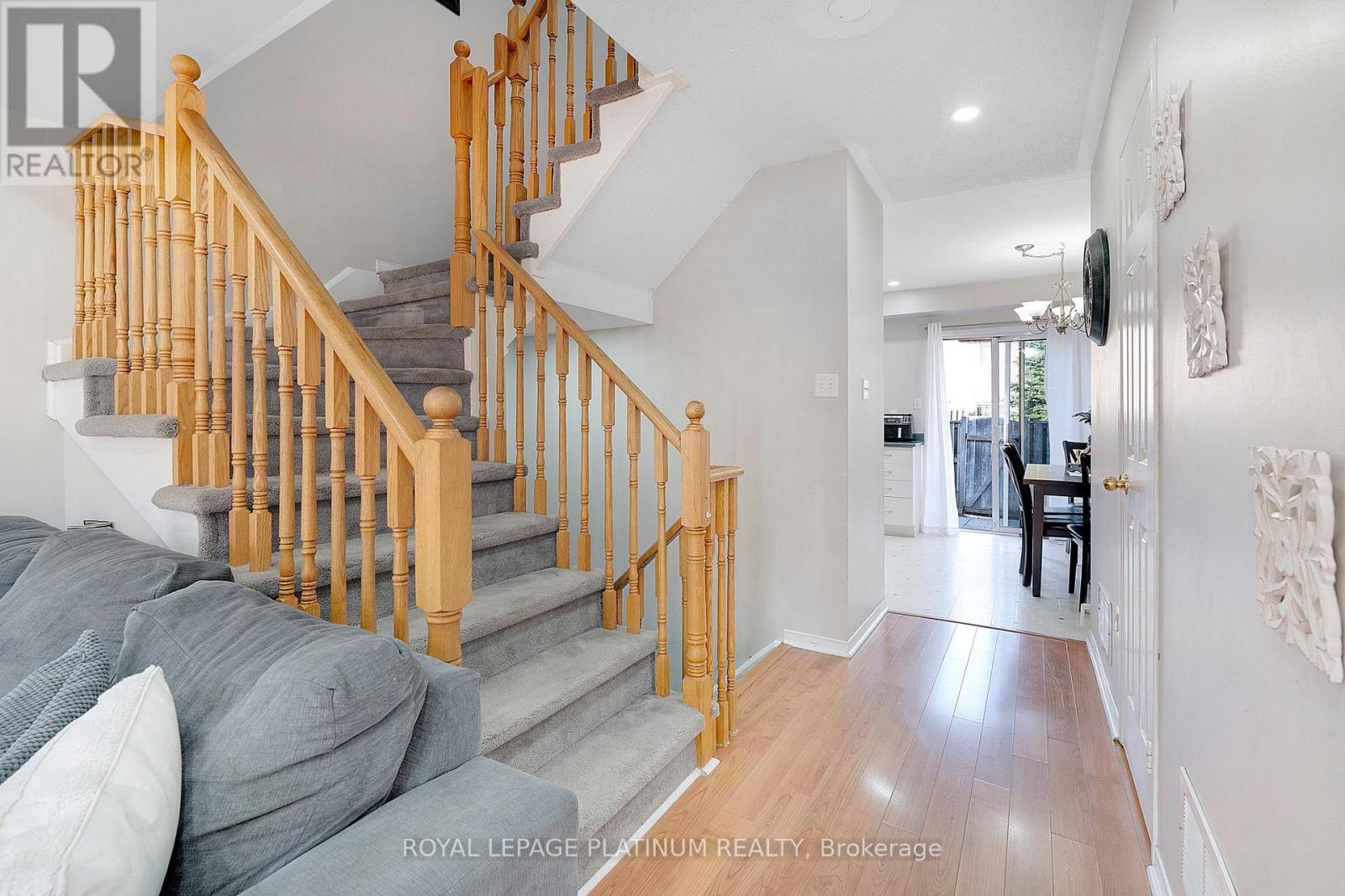 41 Spadina Road, Brampton, Ontario  L6X 4X6 - Photo 11 - W12152152