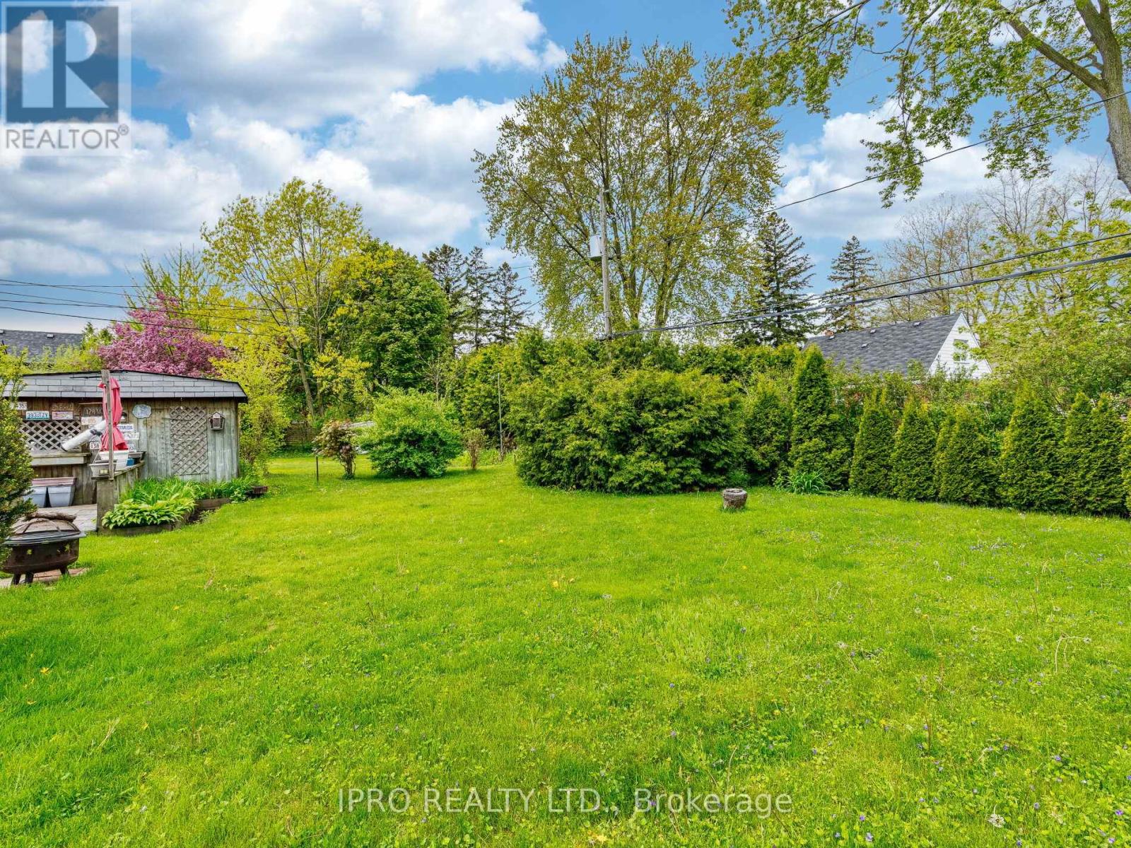 897 Johnathan Drive, Mississauga, Ontario  L4Y 1J7 - Photo 33 - W12152179