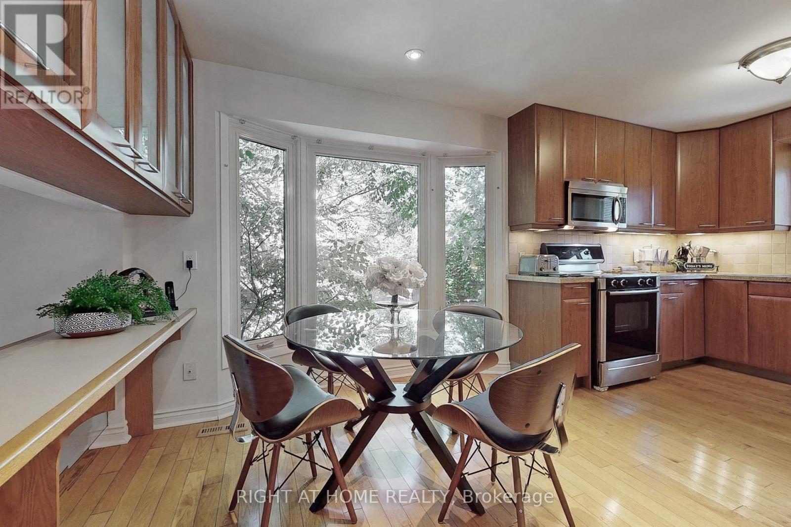 41 Mansfield Street, Brampton, Ontario  L6S 2X8 - Photo 20 - W12152184
