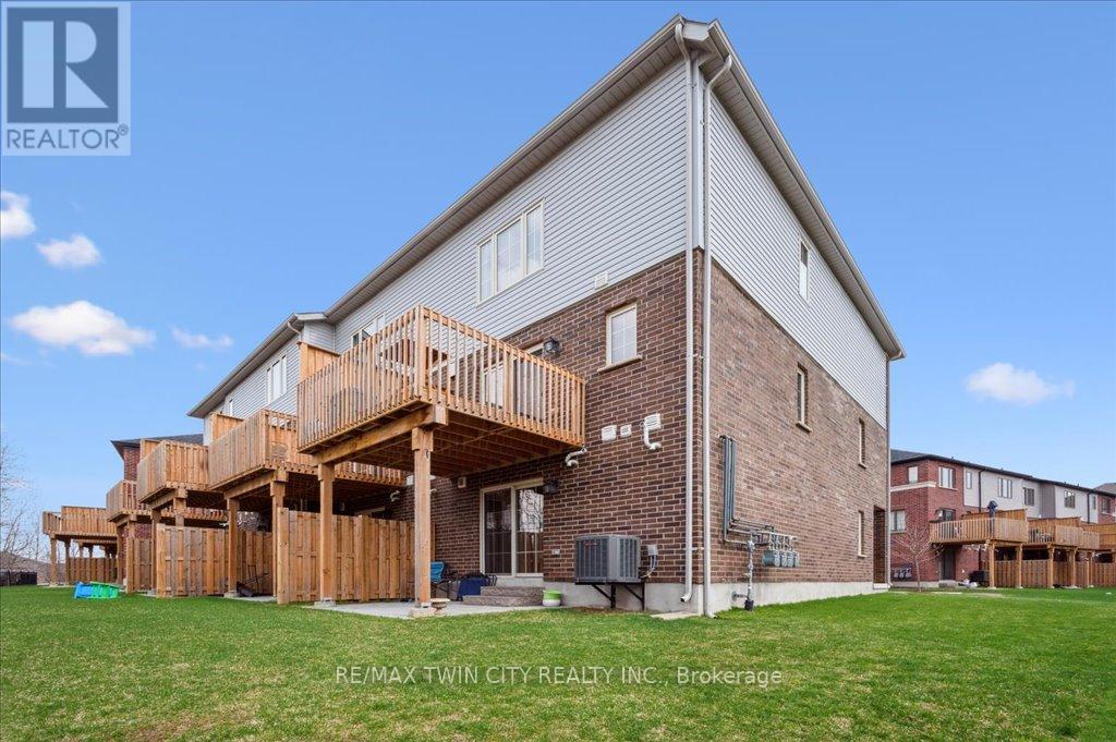 30 - 311 Woolwich Street, Waterloo, Ontario  N2K 0H4 - Photo 33 - X12152158