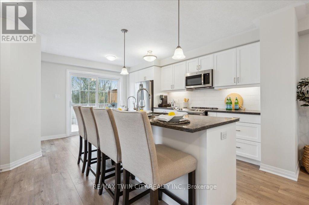 30 - 311 Woolwich Street, Waterloo, Ontario  N2K 0H4 - Photo 9 - X12152158