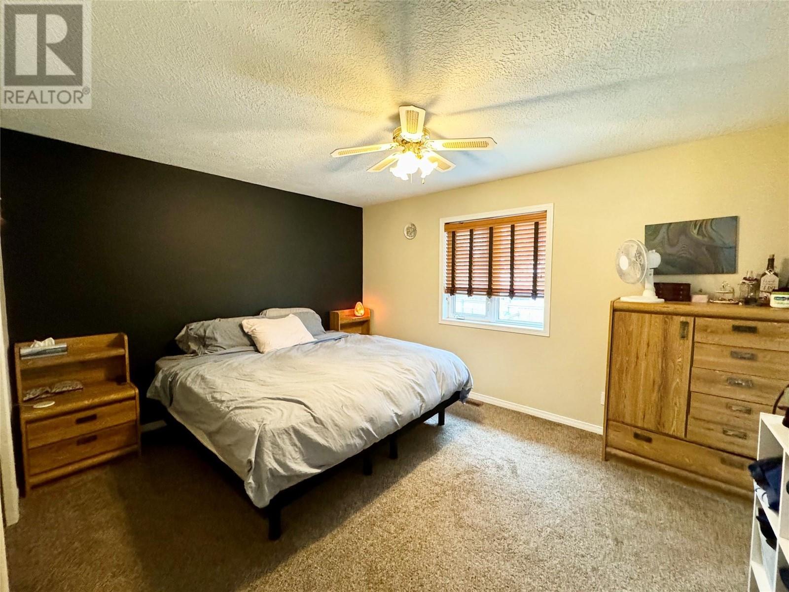 2013 87A Avenue, Dawson Creek, BC V1G4W5