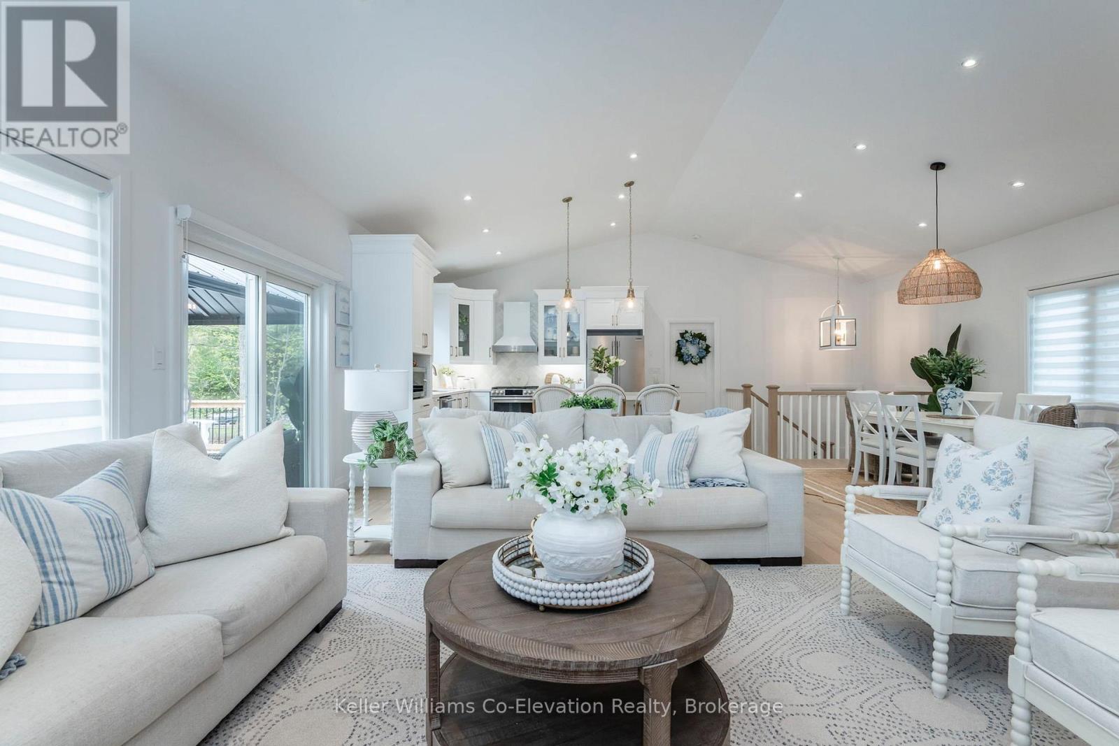 15 Pinecone Avenue, Tiny, Ontario  L9M 0J2 - Photo 6 - S12152277