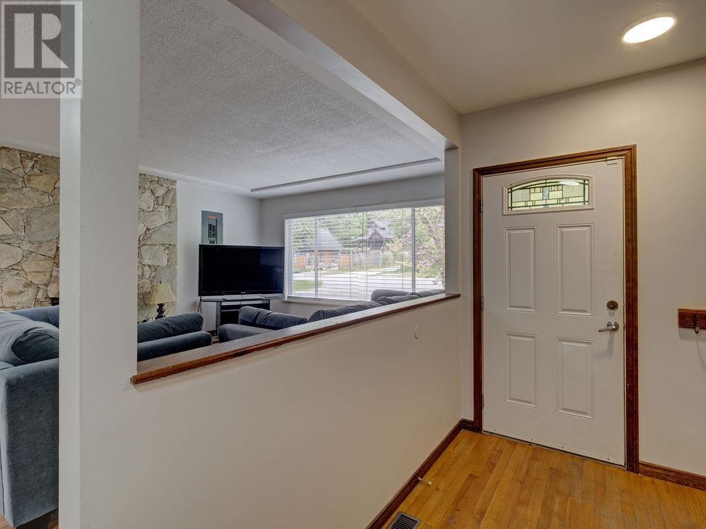 Property at 3295 KRAUS ROAD image 5