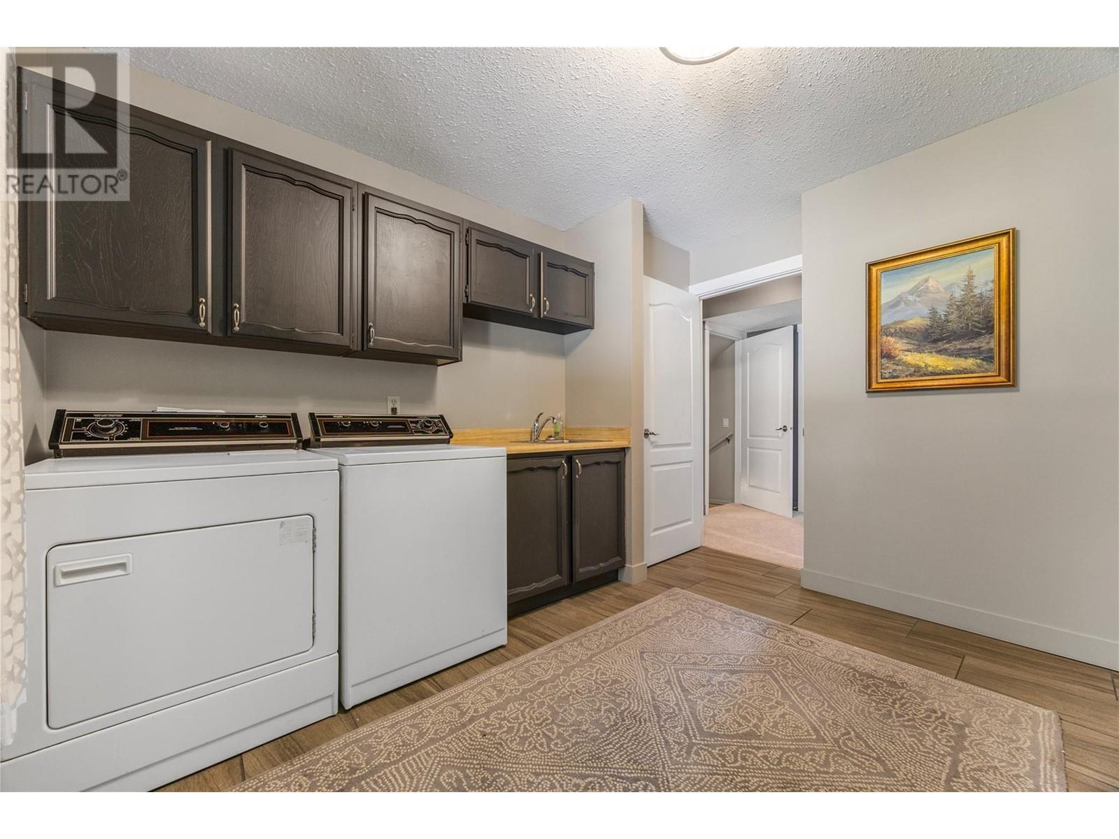 4318 San Juan Court, Kelowna, British Columbia  V1W 2J6 - Photo 26 - 10348039