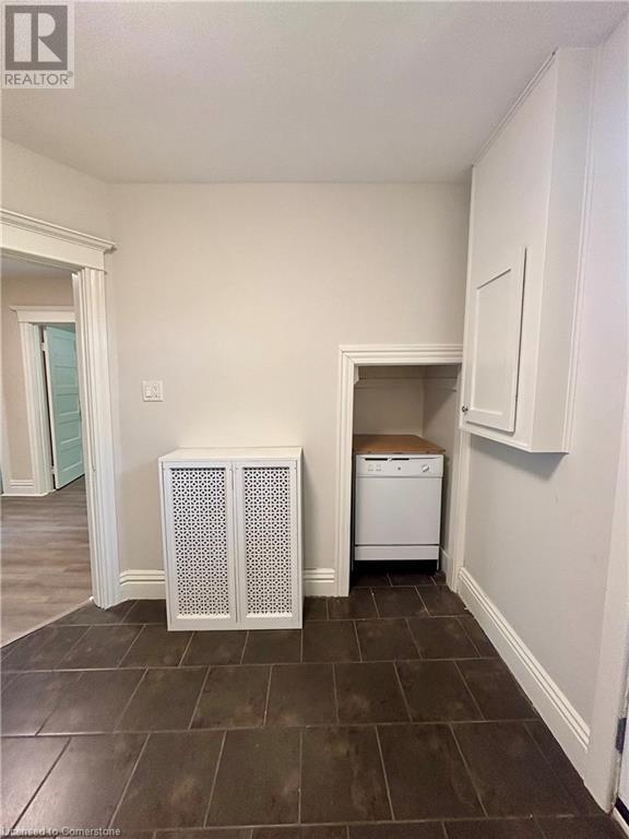 15 Freeman Place Unit# Upper, Hamilton, Ontario  L8N 2G6 - Photo 16 - 40723229