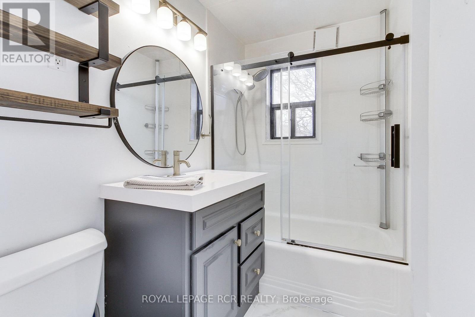 9 - 136 Scanlon Avenue, Bradford West Gwillimbury, Ontario  L3Z 1G6 - Photo 27 - N12050555
