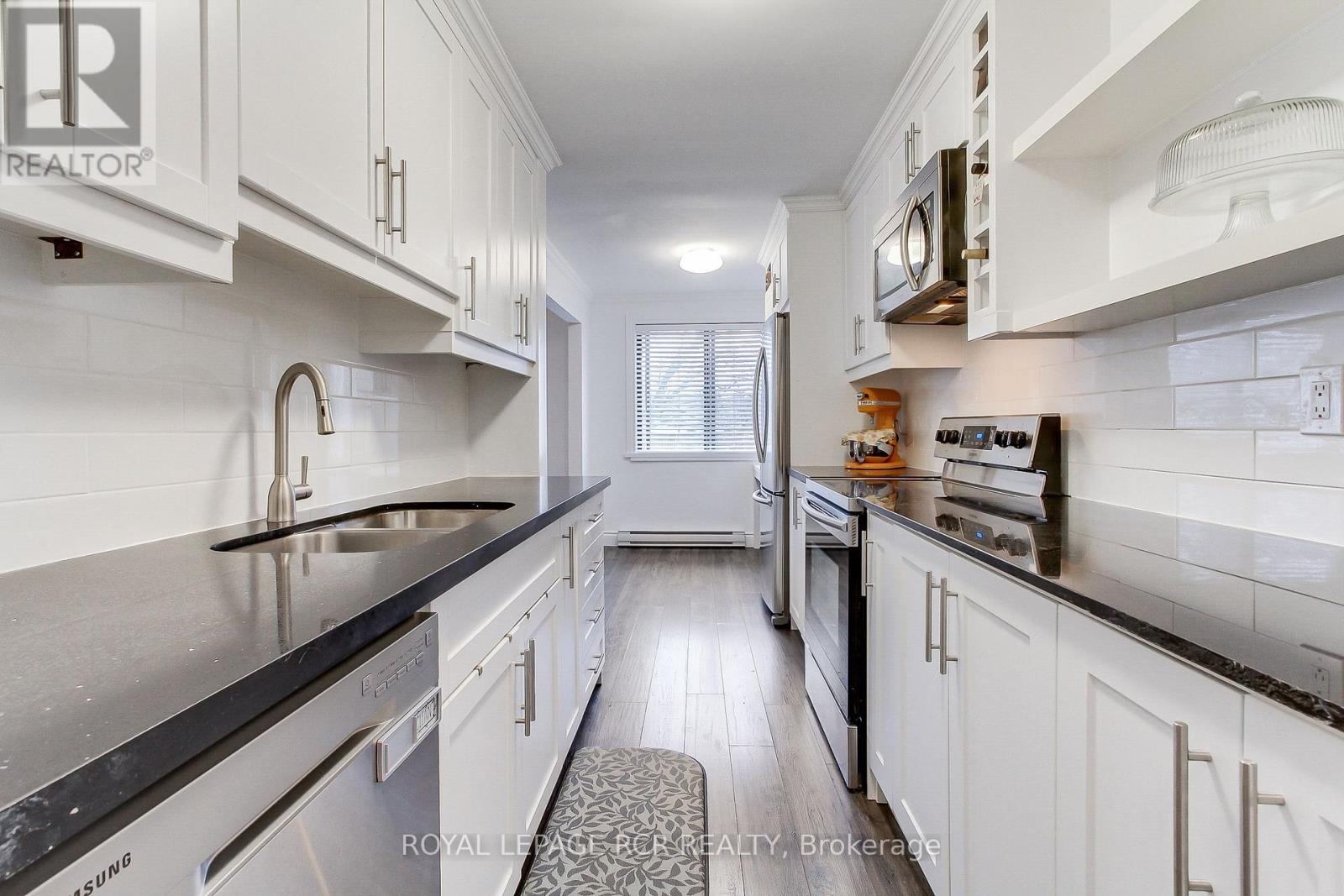 9 - 136 Scanlon Avenue, Bradford West Gwillimbury, Ontario  L3Z 1G6 - Photo 20 - N12050555