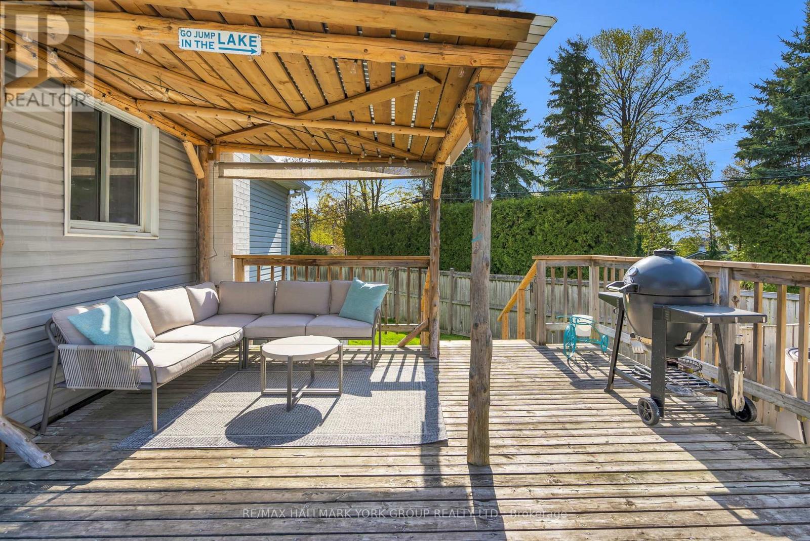 138 Clovelly Cove, Georgina (Pefferlaw), Ontario  L0E 1N0 - Photo 4 - N12152313