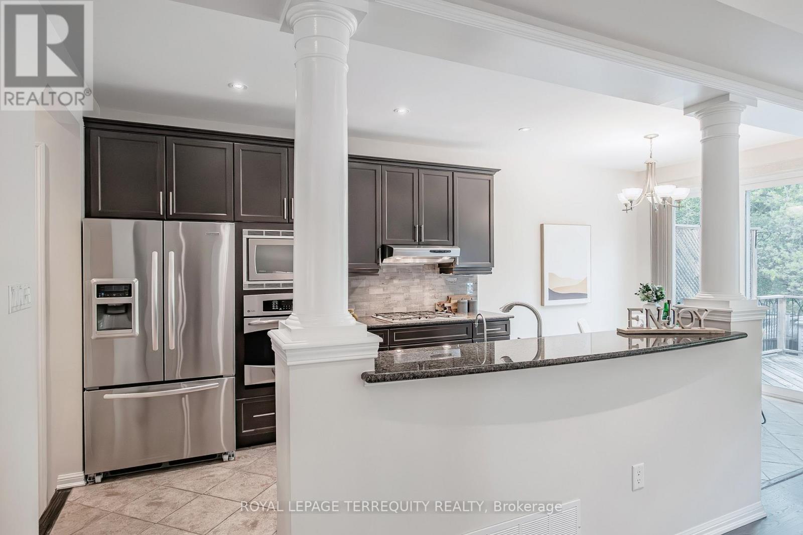 50 Elmeade Lane, Whitchurch-Stouffville, Ontario  L4A 0P6 - Photo 11 - N12152316