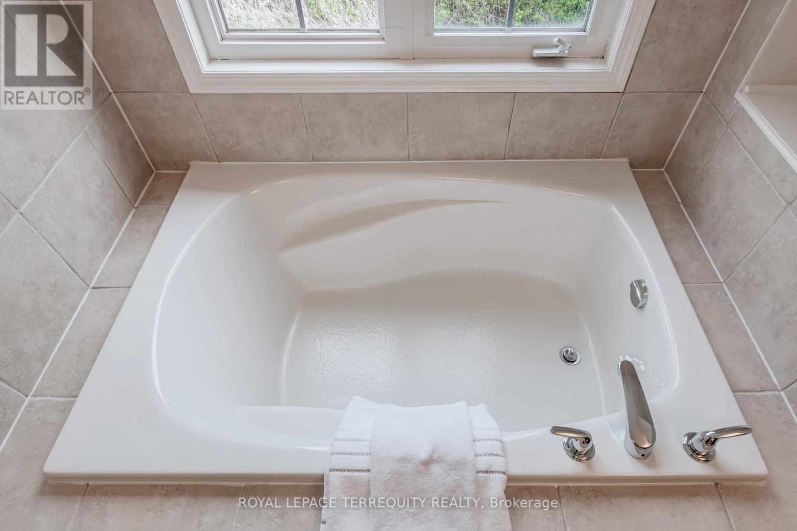 50 Elmeade Lane, Whitchurch-Stouffville, Ontario  L4A 0P6 - Photo 27 - N12152316