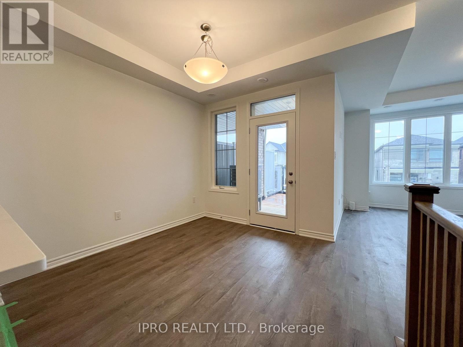 42 Ennerdale Street, Barrie, Ontario  L9J 0Z7 - Photo 13 - S12152307