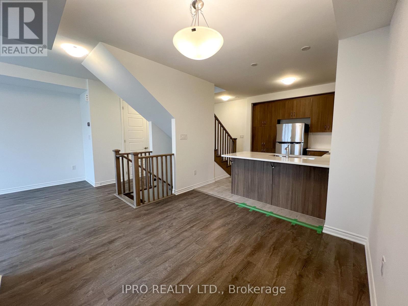 42 Ennerdale Street, Barrie, Ontario  L9J 0Z7 - Photo 14 - S12152307