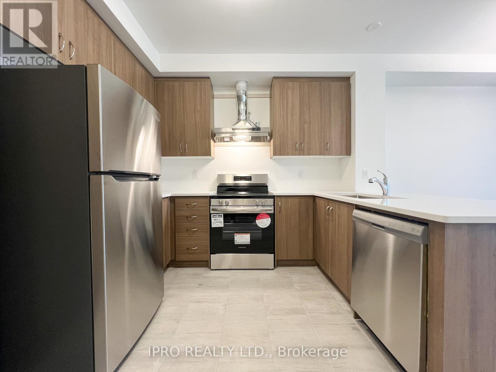 42 Ennerdale Street, Barrie, Ontario  L9J 0Z7 - Photo 17 - S12152307