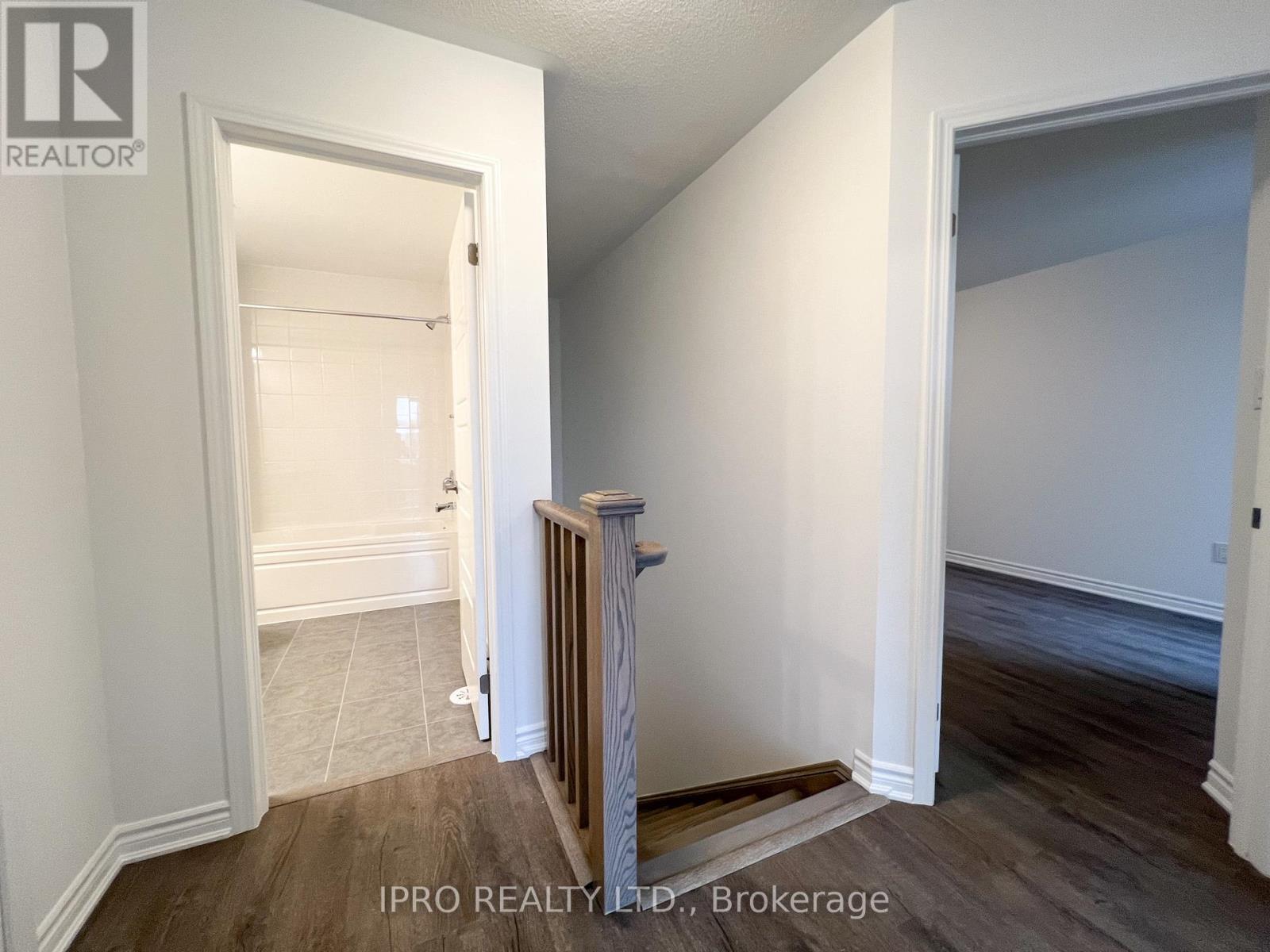42 Ennerdale Street, Barrie, Ontario  L9J 0Z7 - Photo 21 - S12152307