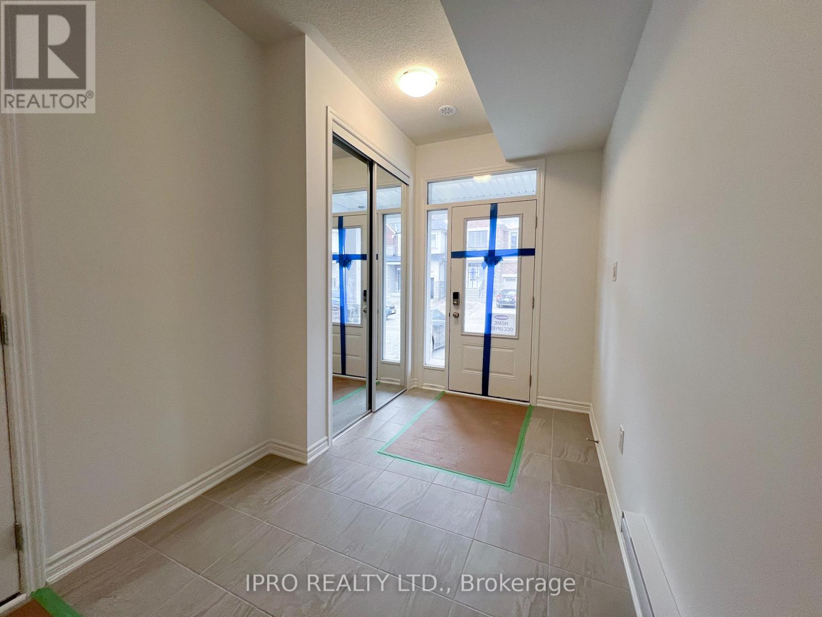 42 Ennerdale Street, Barrie, Ontario  L9J 0Z7 - Photo 5 - S12152307