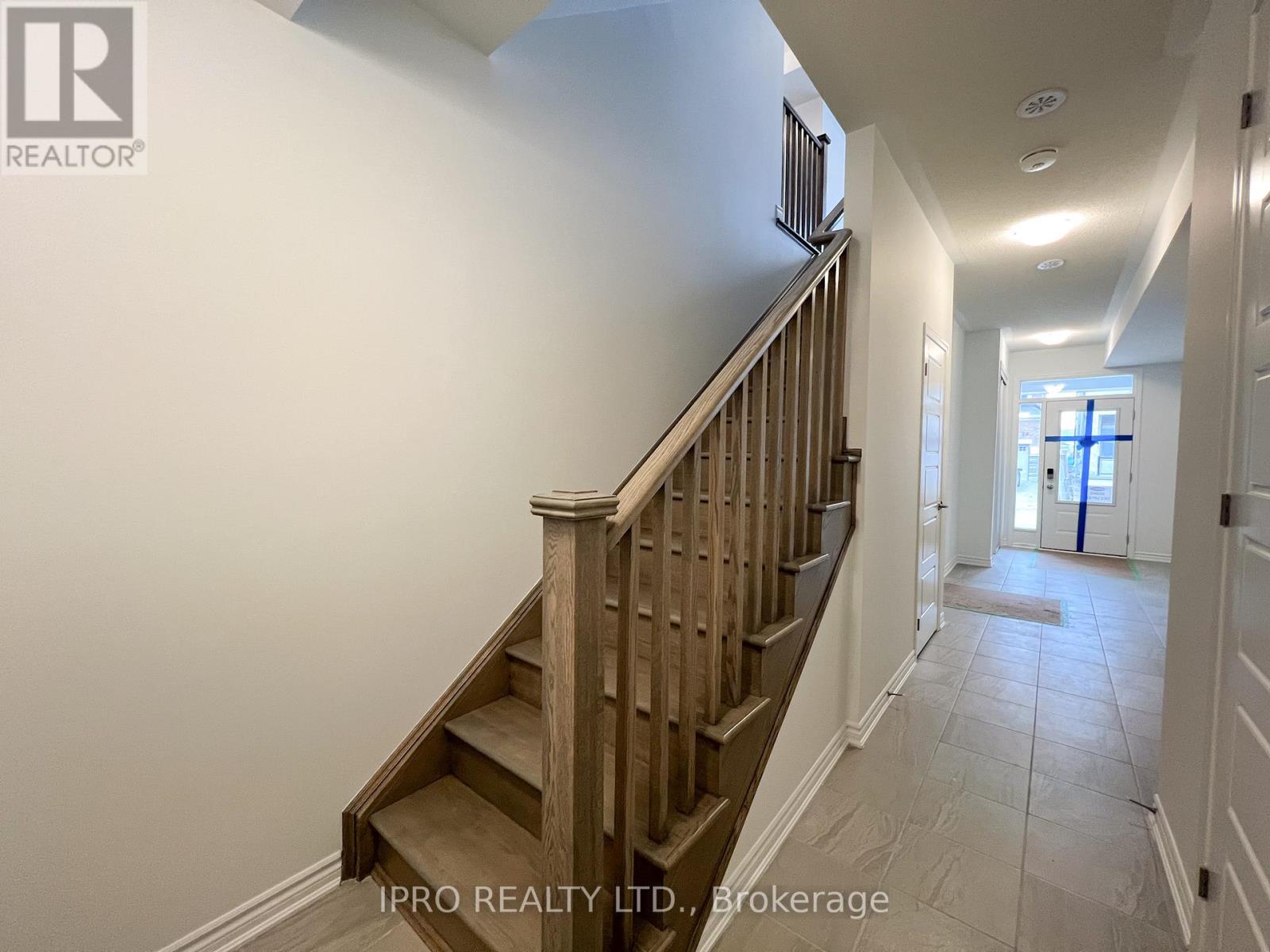 42 Ennerdale Street, Barrie, Ontario  L9J 0Z7 - Photo 8 - S12152307