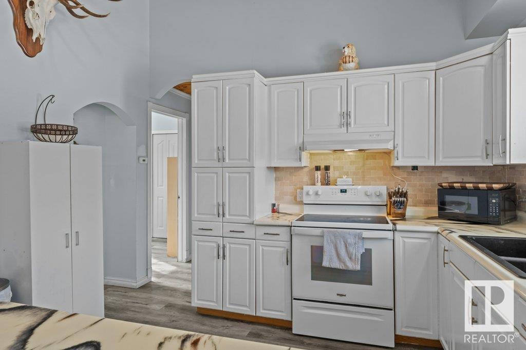 Property at #4 54113 RGE ROAD 13 image 4