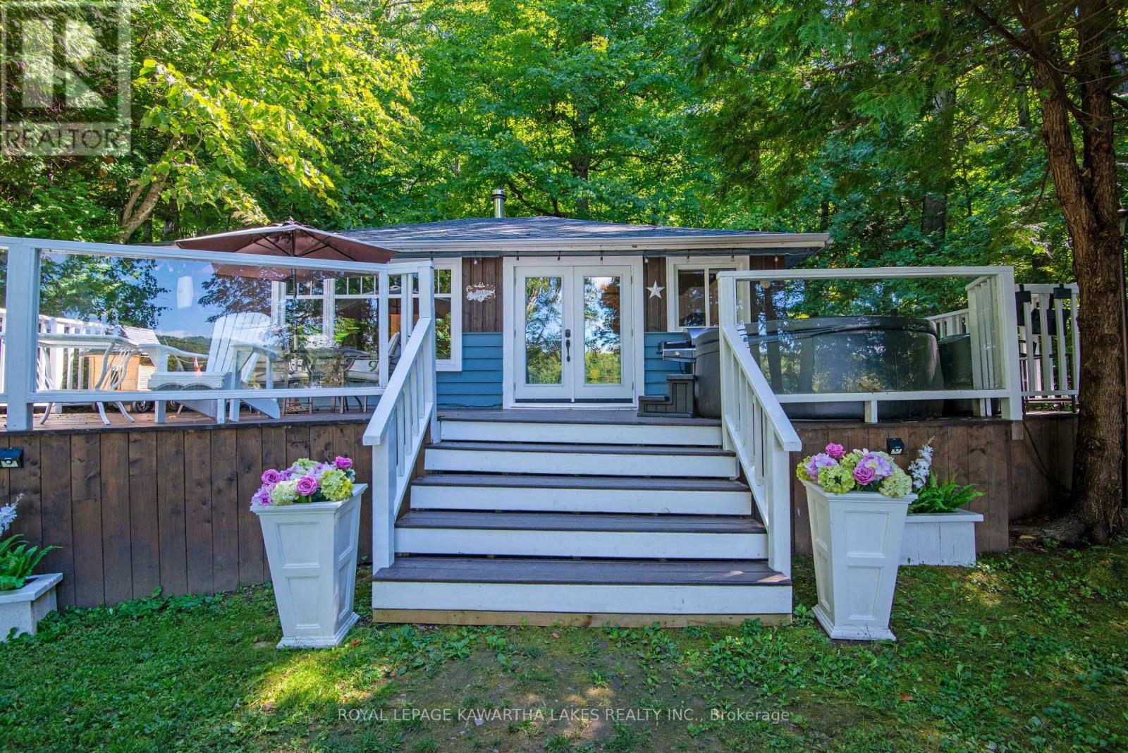 Property at 34 DEWEYS ISLAND image 4