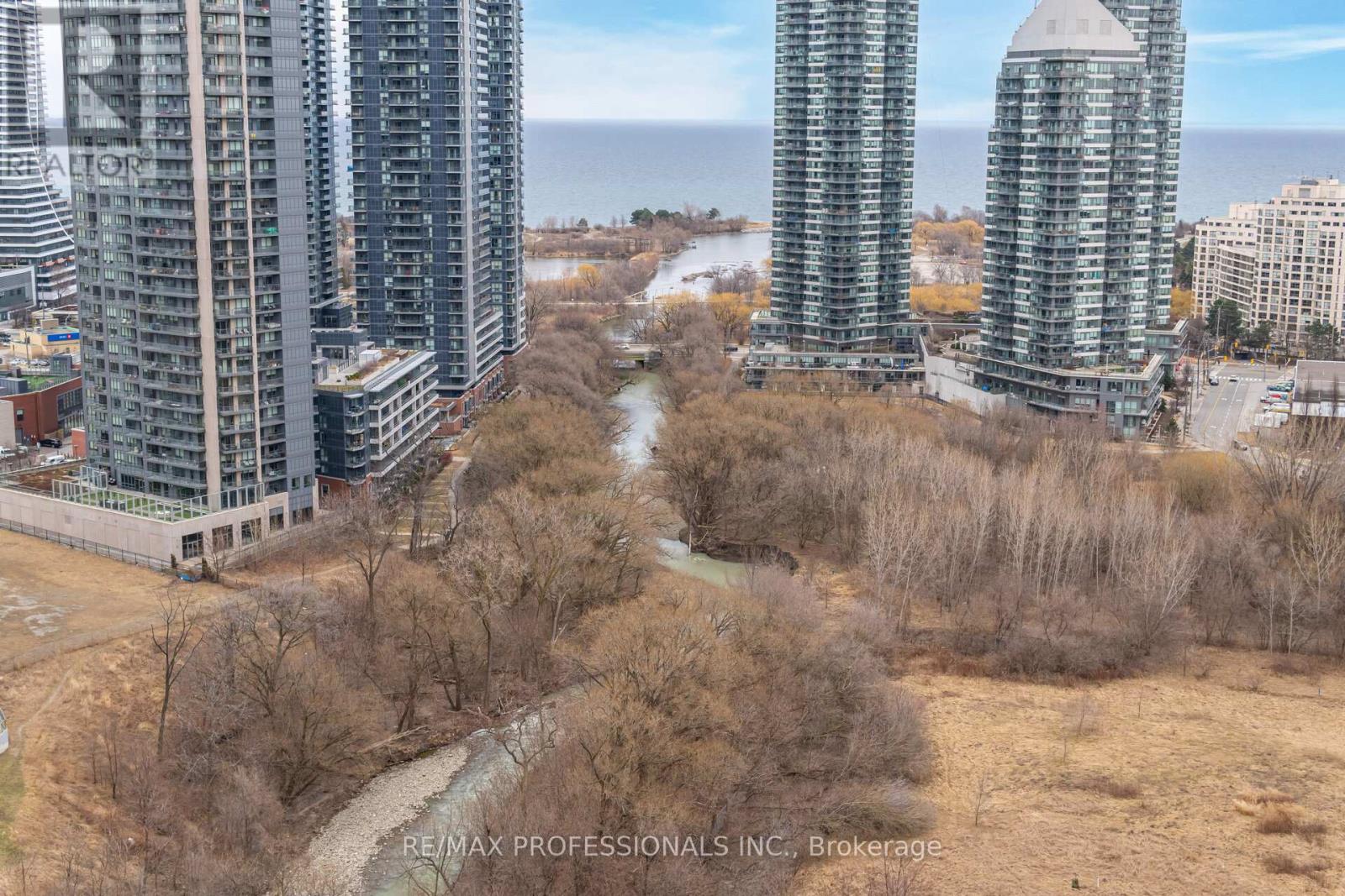 2302 - 155 Legion Road N, Toronto, Ontario  M8Y 0A7 - Photo 27 - W12152318