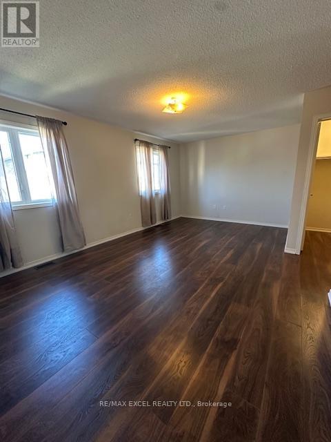 1132 Stuffles Crescent, Newmarket, Ontario  L3X 3H9 - Photo 16 - N12146322