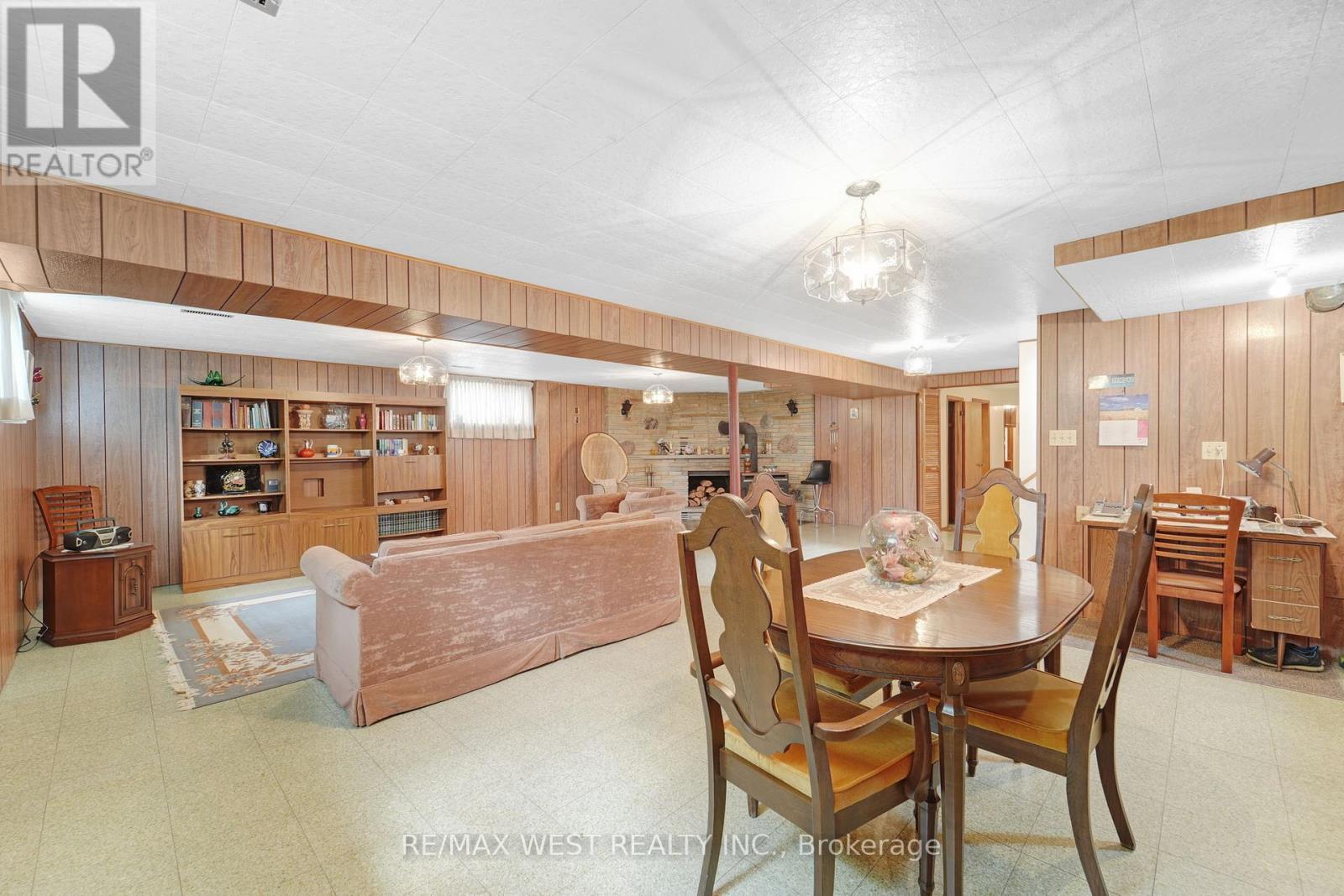 40 Windsor Road, Toronto, Ontario  M9R 3G4 - Photo 25 - W12149968