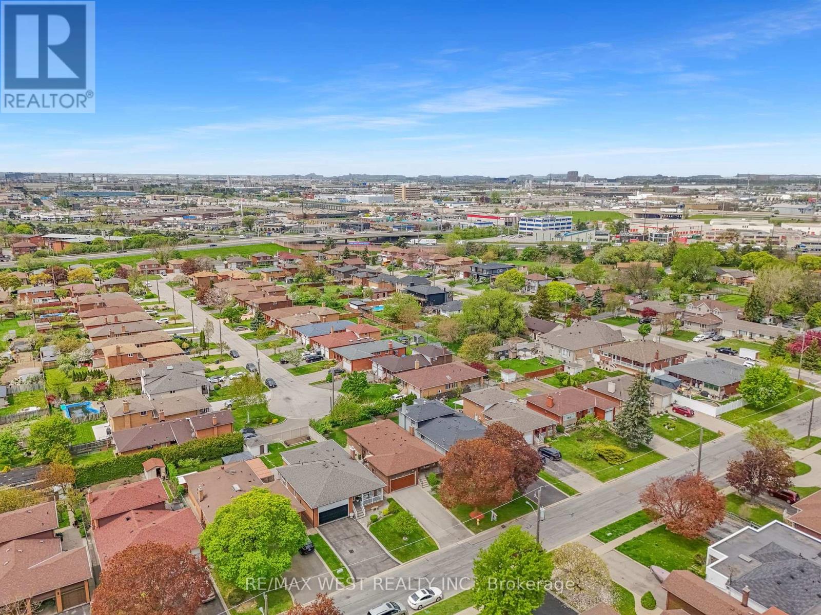 40 Windsor Road, Toronto, Ontario  M9R 3G4 - Photo 39 - W12149968