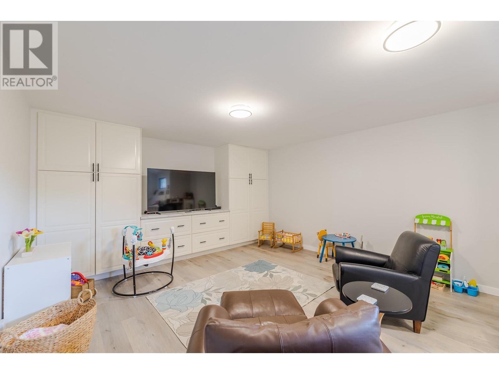 7515 Hillborn Street, Summerland, British Columbia  V0H 1Z7 - Photo 27 - 10348148