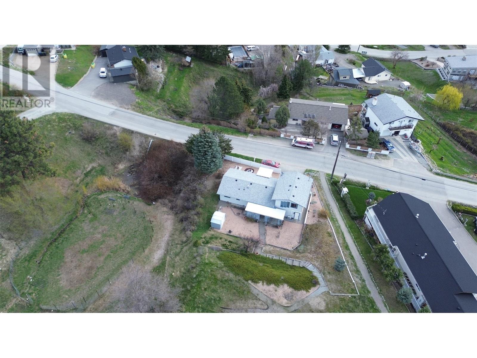 6040 Ellison Avenue, Peachland, British Columbia  V0H 1X4 - Photo 54 - 10348081
