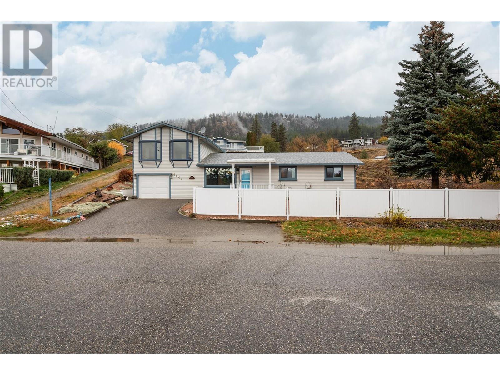 6040 Ellison Avenue, Peachland, British Columbia  V0H 1X4 - Photo 61 - 10348081