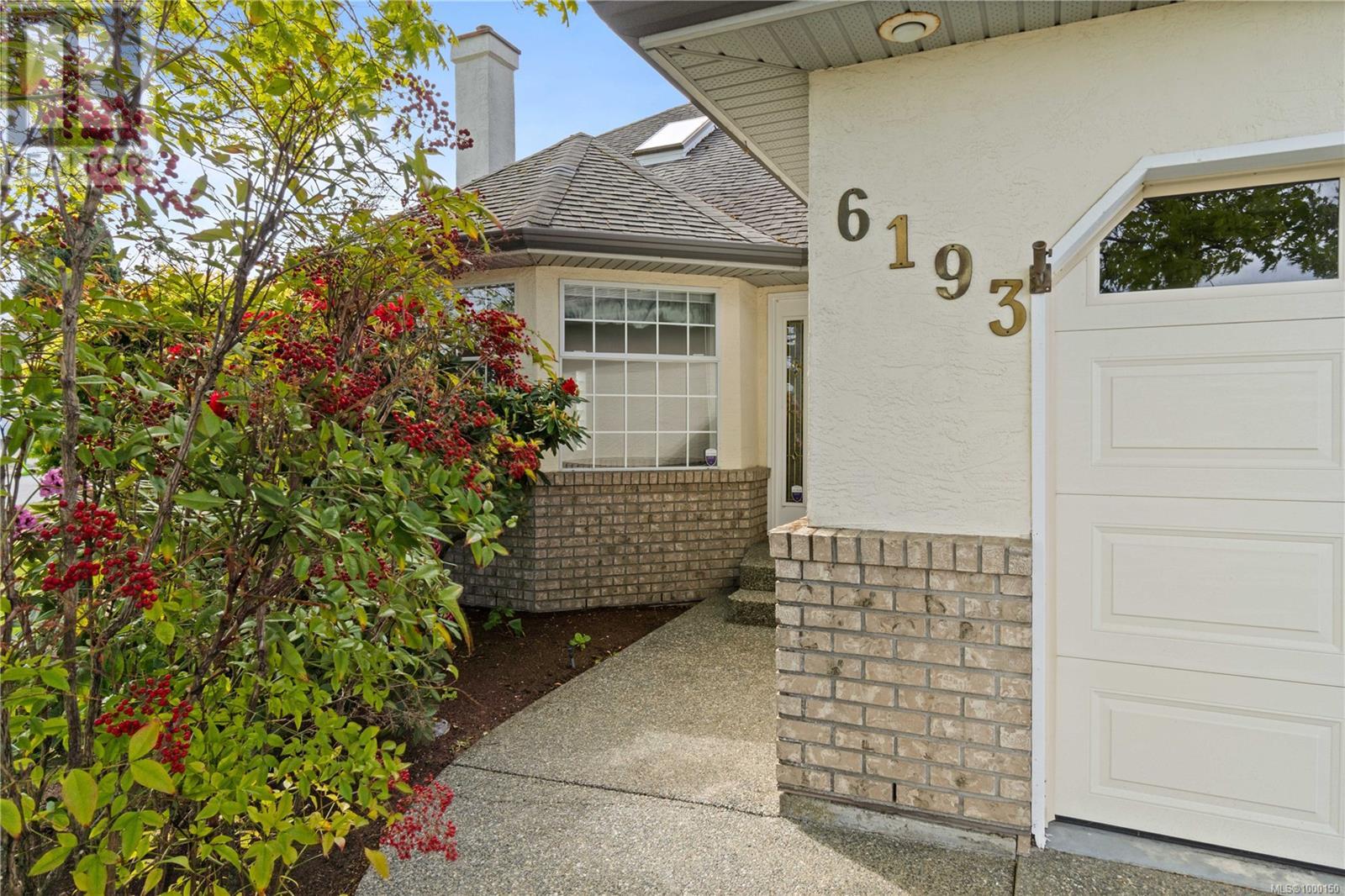 6193 Waterbury Rd, Nanaimo, British Columbia  V9V 1L2 - Photo 3 - 1000150