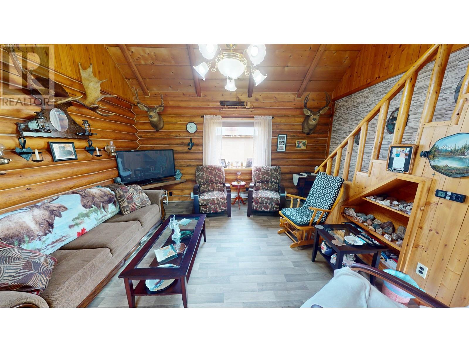 492 Yetta Road, Quesnel, British Columbia  V2J 3H9 - Photo 2 - R3003330