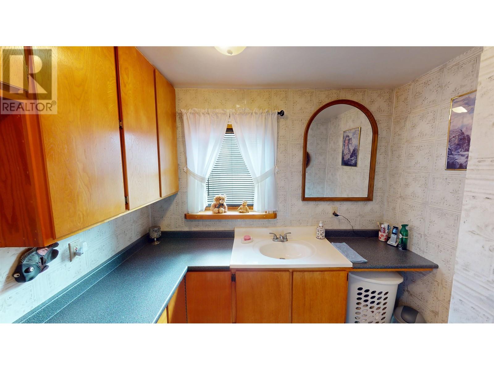 492 Yetta Road, Quesnel, British Columbia  V2J 3H9 - Photo 11 - R3003330