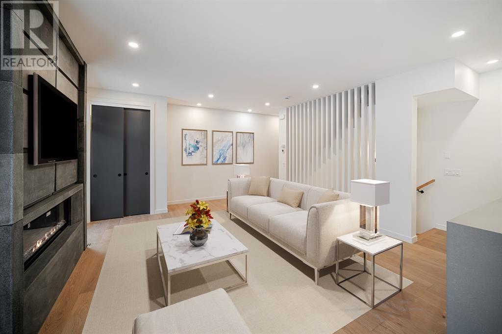 Property at 1402 22 Avenue NW image 3