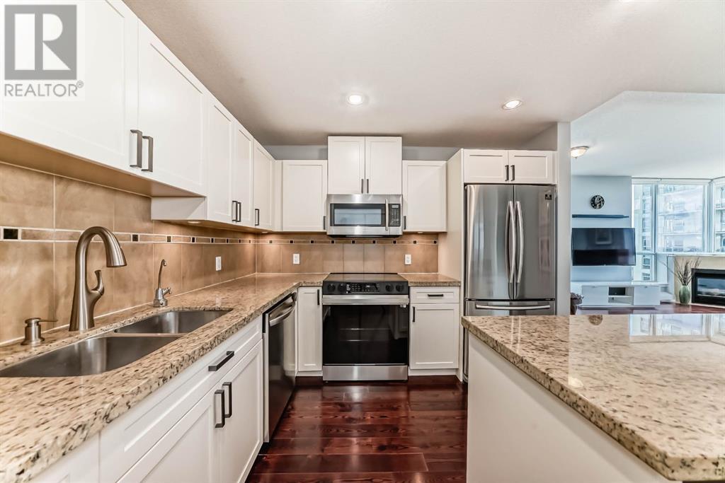 Property at 1907, 77 Spruce Place SW image 5