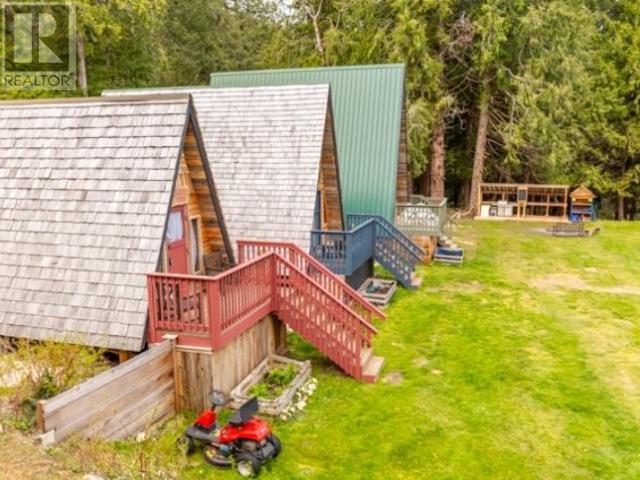 10052 Malaspina Rd, Powell River, British Columbia  V8A 0G3 - Photo 16 - 18961