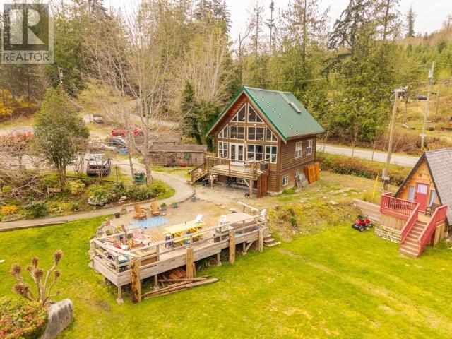 10052 Malaspina Rd, Powell River, British Columbia  V8A 0G3 - Photo 8 - 18961