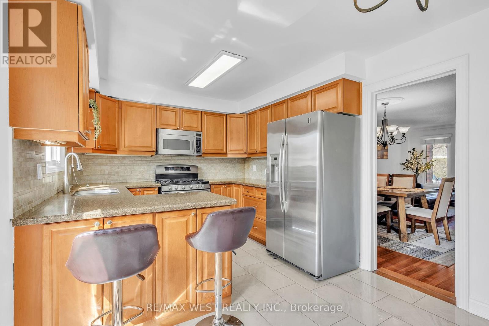 92 Ridgefield Crescent, Vaughan, Ontario  L6A 1J8 - Photo 14 - N12152334